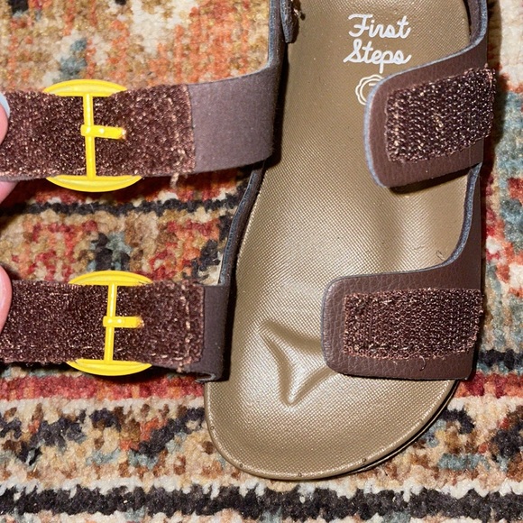 Adjustable Brown Sandals - Picture 8 of 8